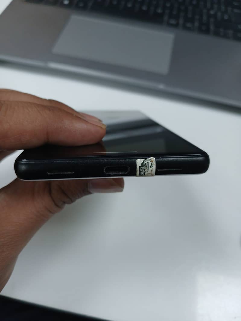 Google Pixel 6a 1