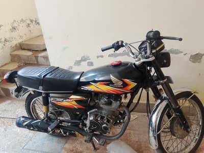 Honda 125 . Model 22 .