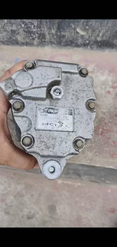 duet AC car compressor