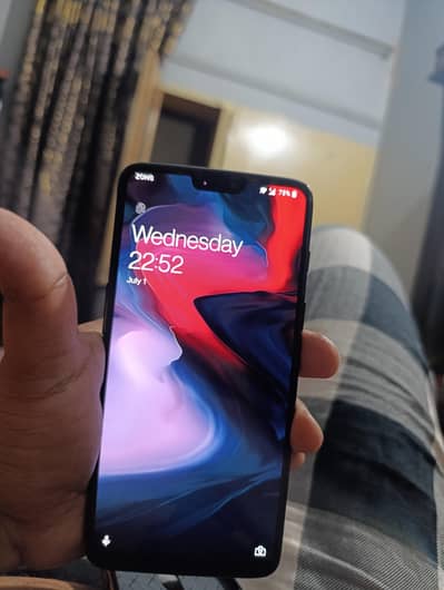 One Plus 6 Lush 6/64 in 10 by 10 Condition