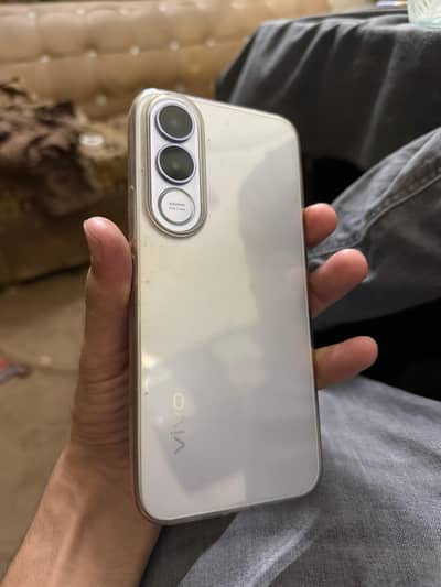Vivo V70 FE 5G