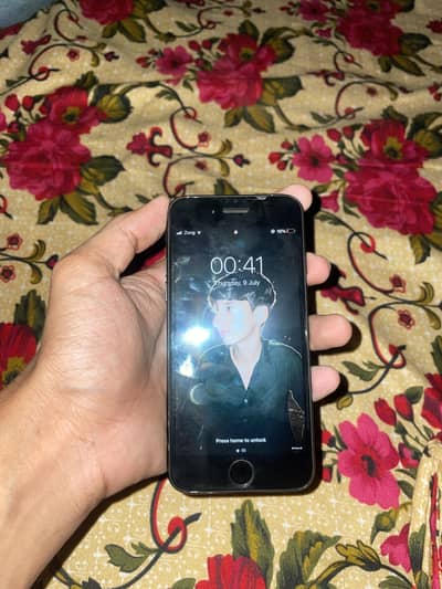 Apple iPhone 7