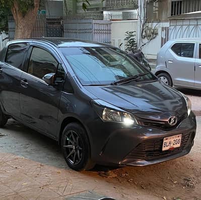Toyota Vitz 2015