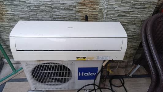 Haier ac non inverter brand new condition