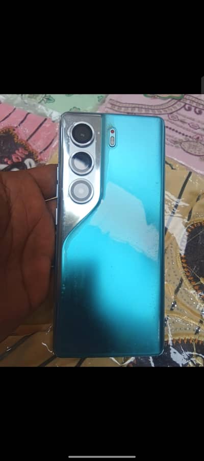 Tecno CAMON 40 Pro