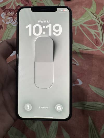 IPhone 11 Pro Max gold