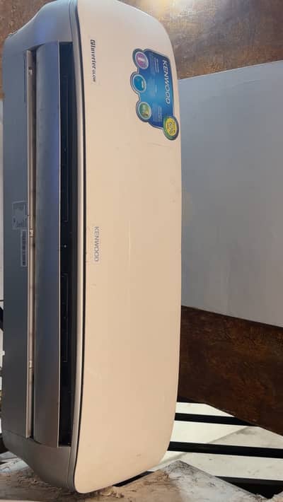 1.5ton inverter ac 10by10 condition