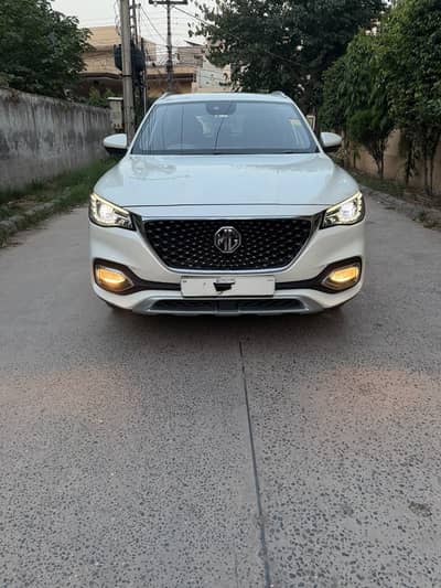 MG HS 2021