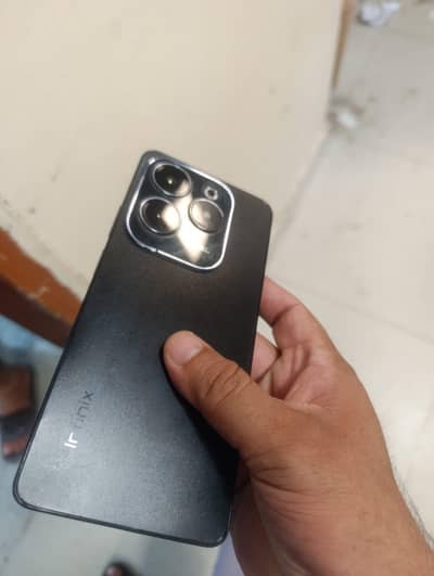 Infinix Hot 40