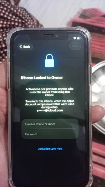 Apple iPhone 11