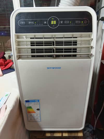 skywood AC in good condition