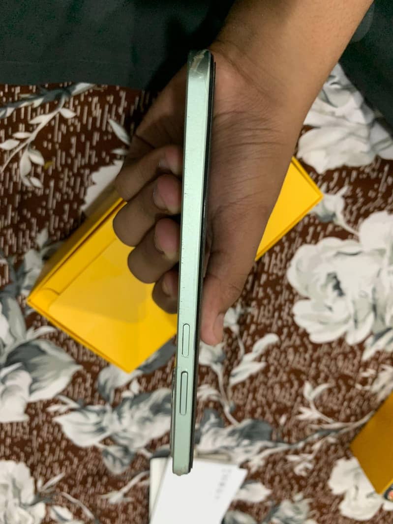realme c63 1