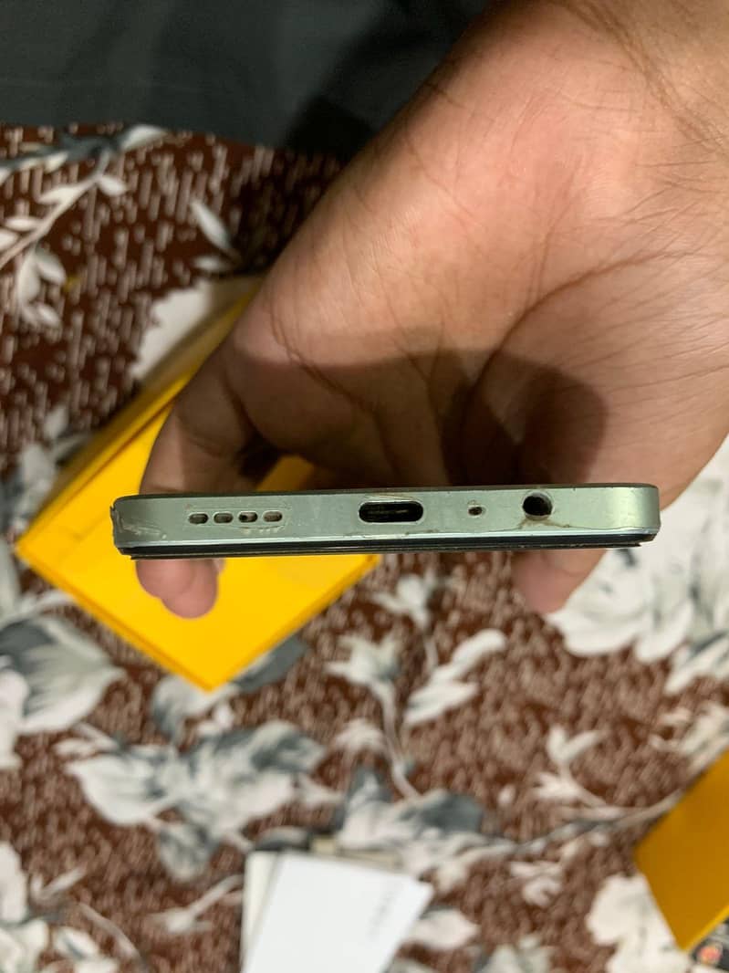 realme c63 4