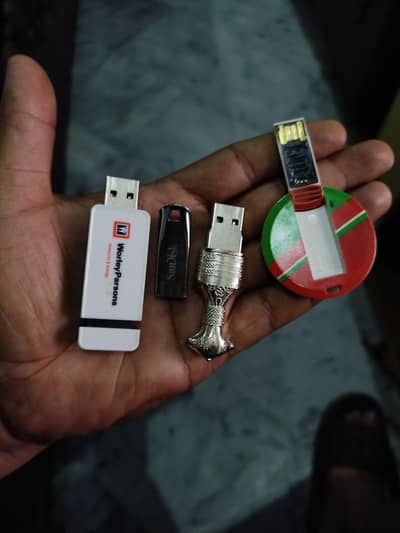 used USB flash drive 4gb anyone