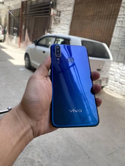 Vivo Y17