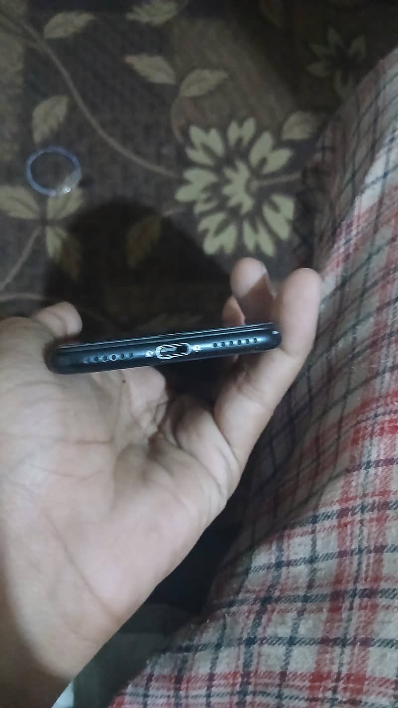 Apple iPhone SE 2
