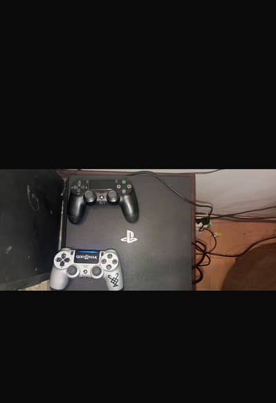 PS4 Pro Jail break with 3tb more than 30 Games installed