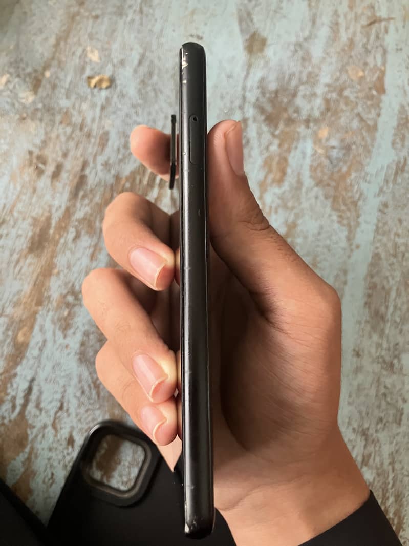 Google Pixel 4 3