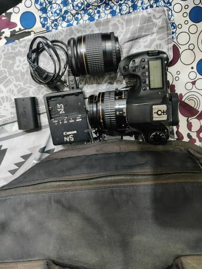 canon 6d dslr camera with 35-105 and 28-80 lens