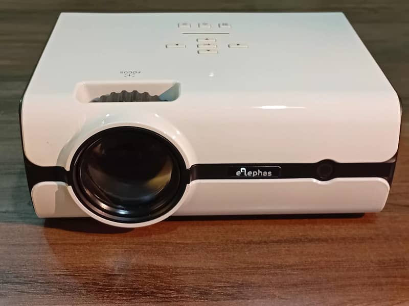 ElEPHAS PROJECTOR 0
