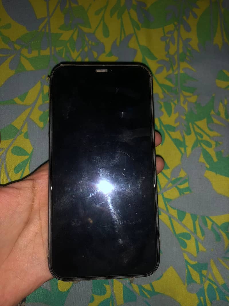 iPhone 11 2