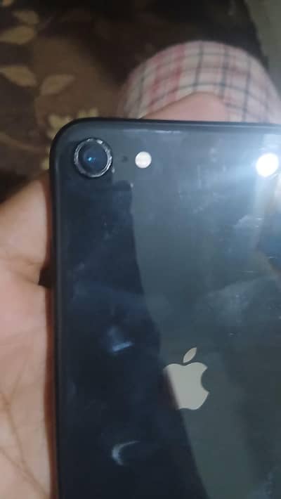 Apple iPhone SE