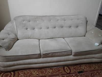 5 Seater sofa set urgent sale
