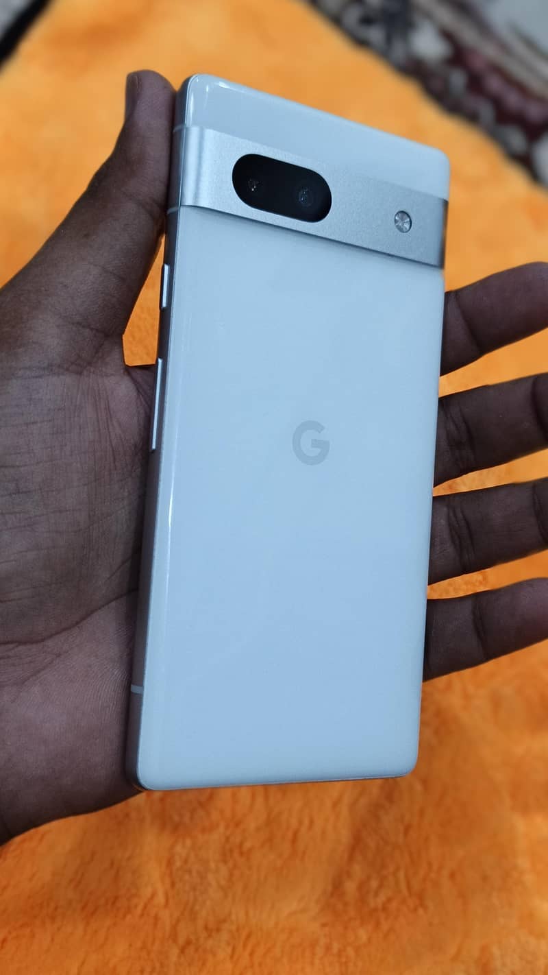 Google Pixel 7a 1