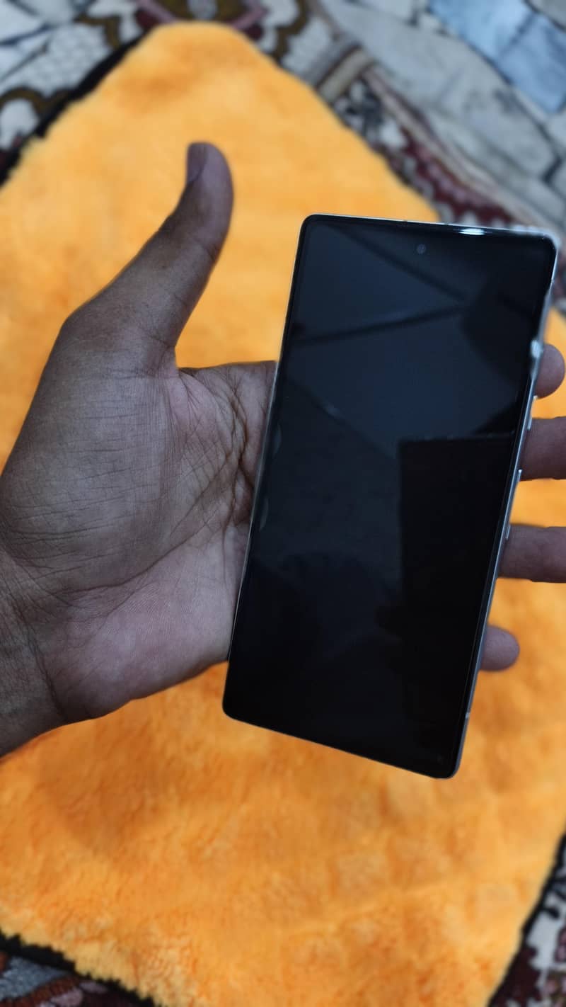 Google Pixel 7a 4