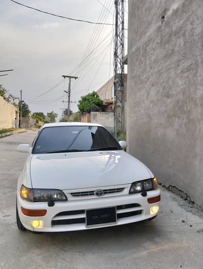 Toyota Corolla 2000