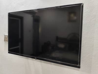 TCL 32" LED for sale non-android