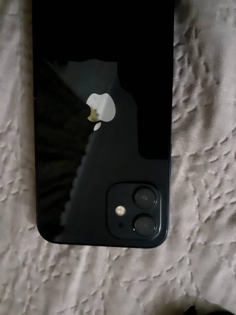 Apple iPhone 12 7
