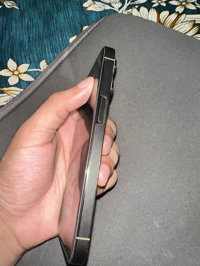 Apple iPhone 14 Pro