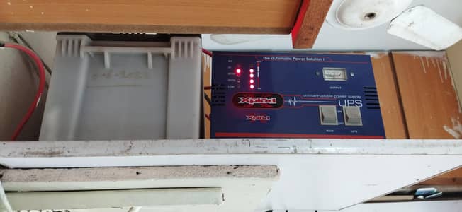 UPS with AGS 200 battery for sale