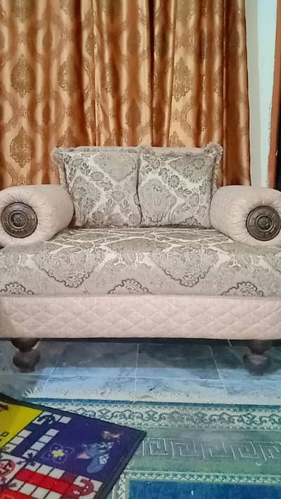 5 seater sofa +4 seater puffy +glass table / urgent sale