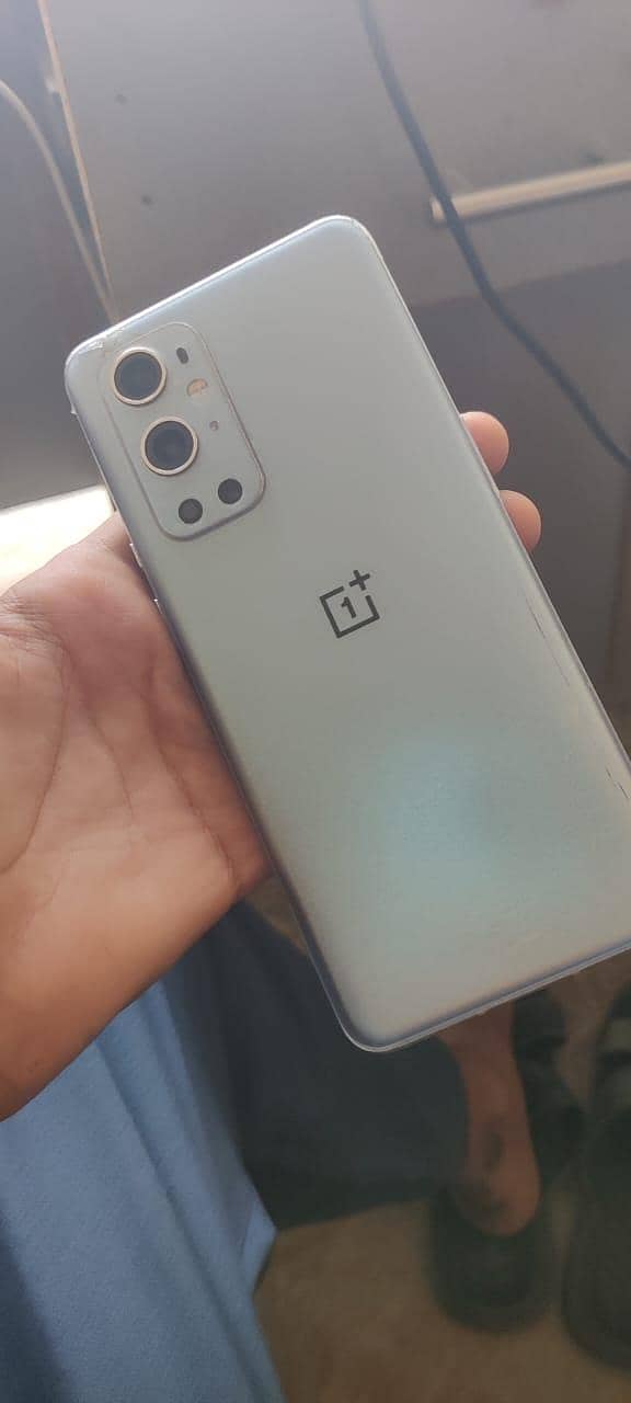 One Plus 9 Pro 4
