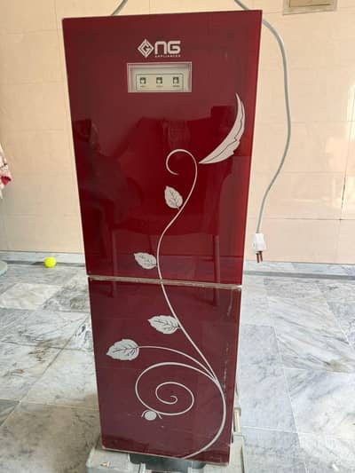 water dispenser with glass door