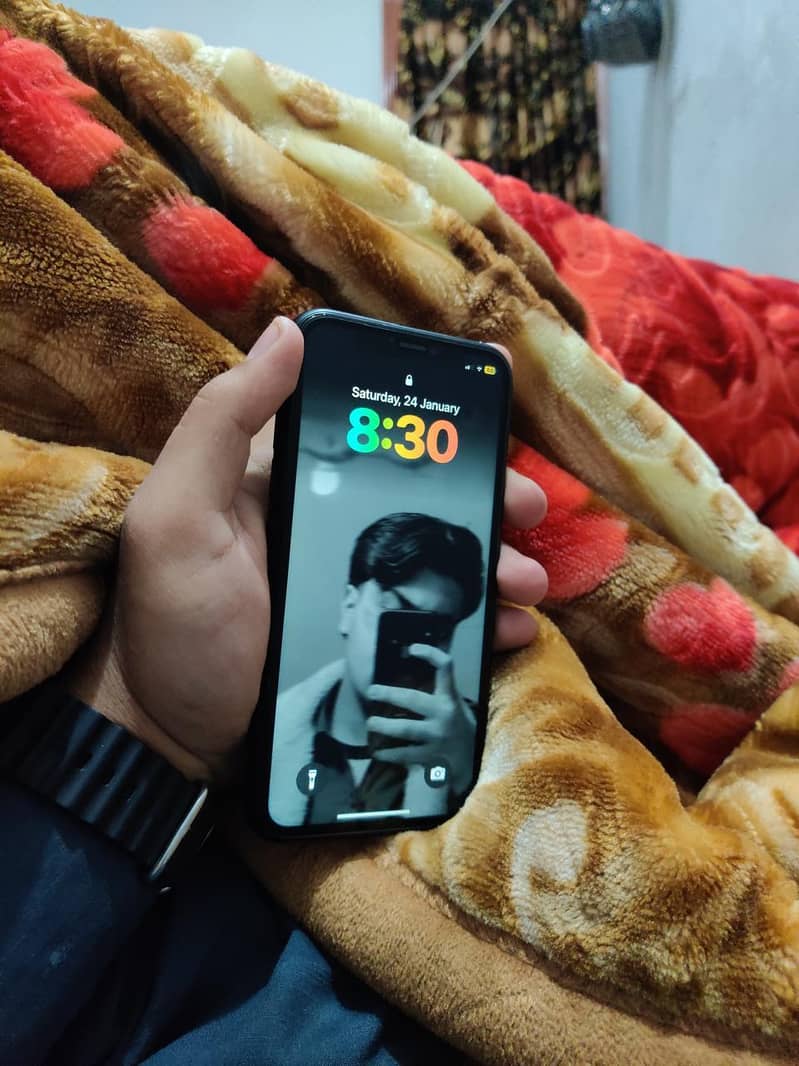 Apple iPhone XR 1