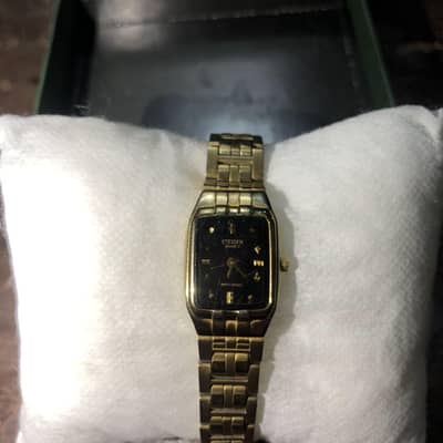 Original Vintage Citizen Japan Quartz Tank Watch - Model 6930