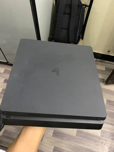 PS4 Slim jail break