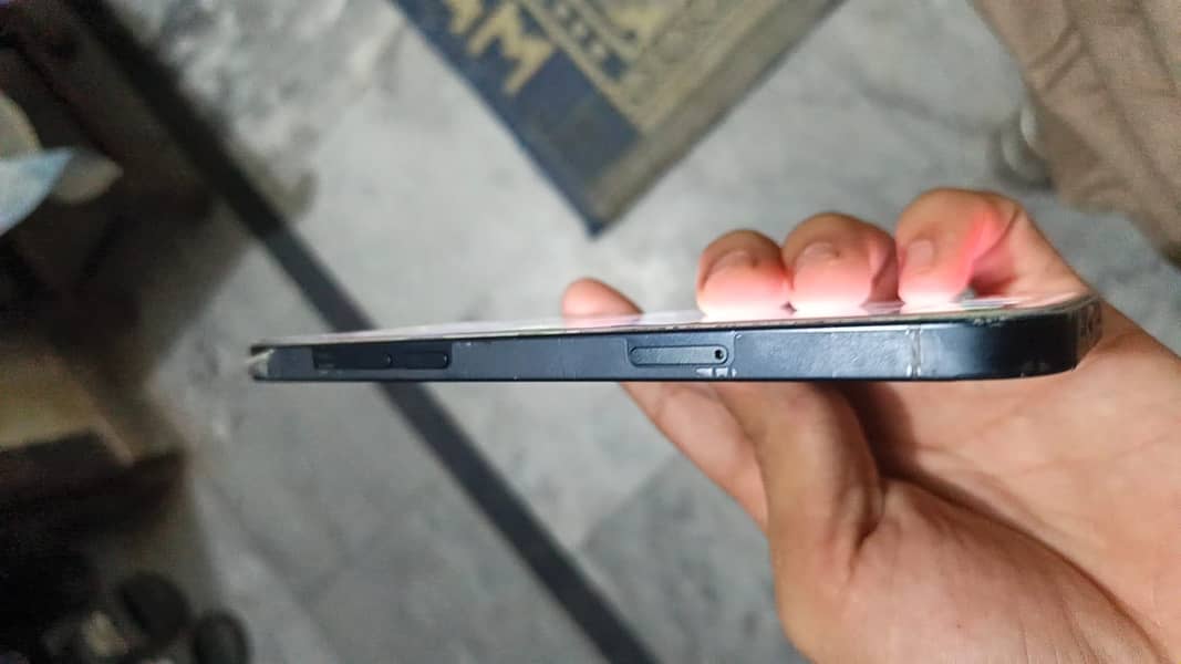 Apple iPhone 14 plus 0