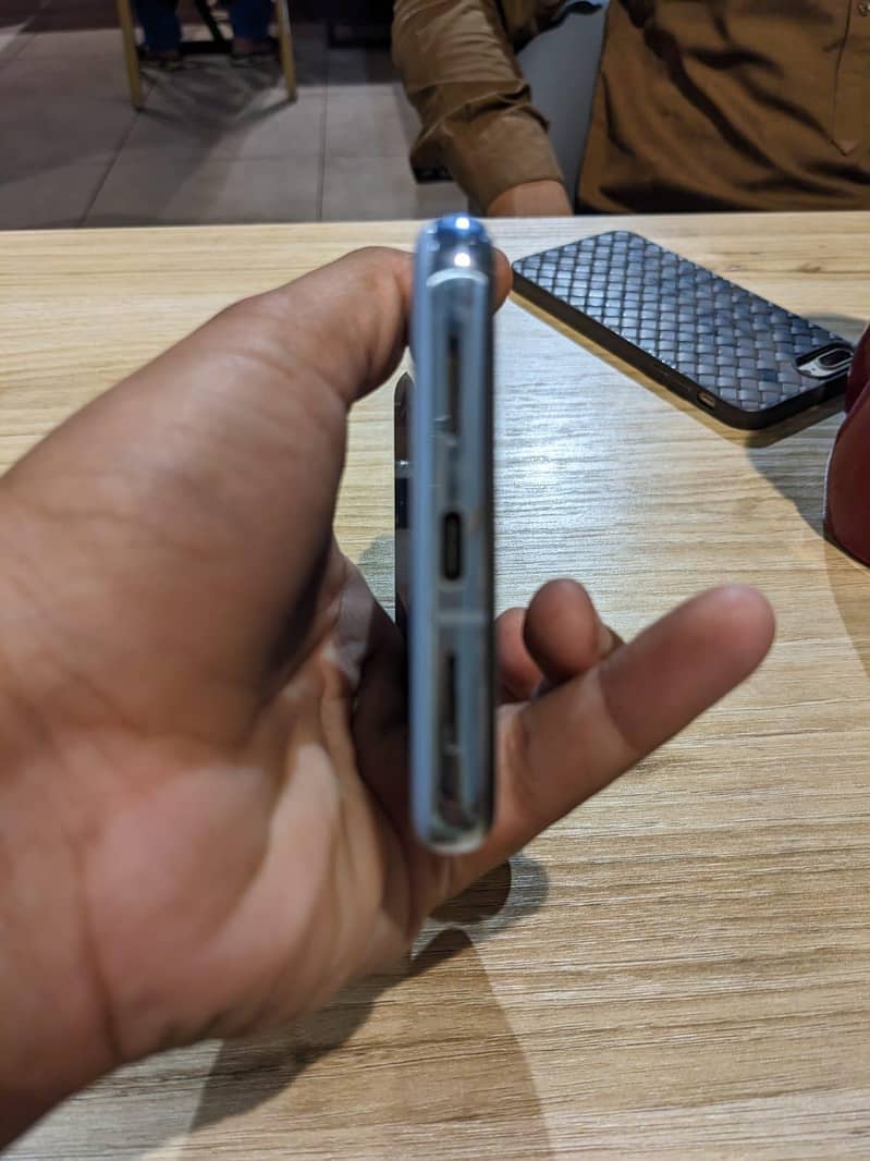 Google Pixel 8 Pro 5