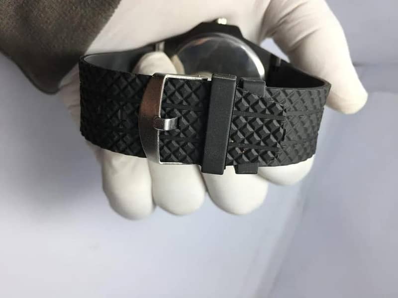 watch with leather strap 1
