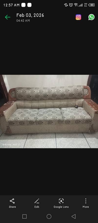 sofa set sale karna hai 3 or 1 seater hai