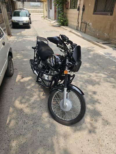 Suzuki GS 150 – 2022 Model | Excellent Condition | Lahore (Walton)