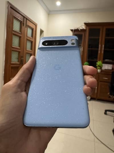 Google Pixel 8 Pro