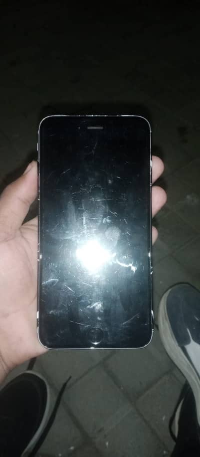 Apple iPhone 6S Plus