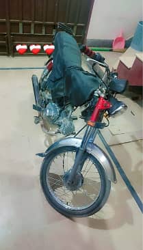 Urgently Selling Power 70cc Model 2022 Excellent Condition.