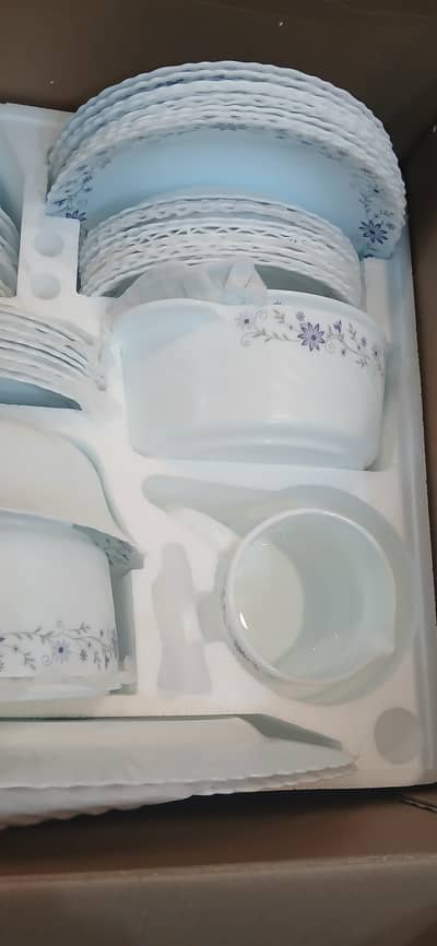 HEM imported marble dinner set for sale