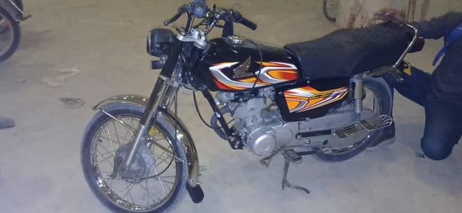 want to sale cg125